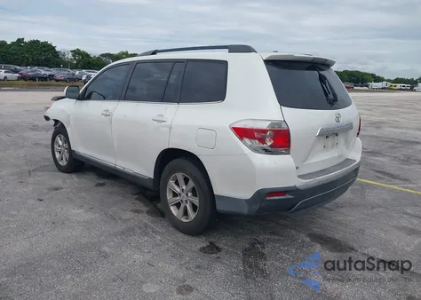 2011 Toyota Highlander from USA, damaged, VIN 5TDZA3EH9BS013432